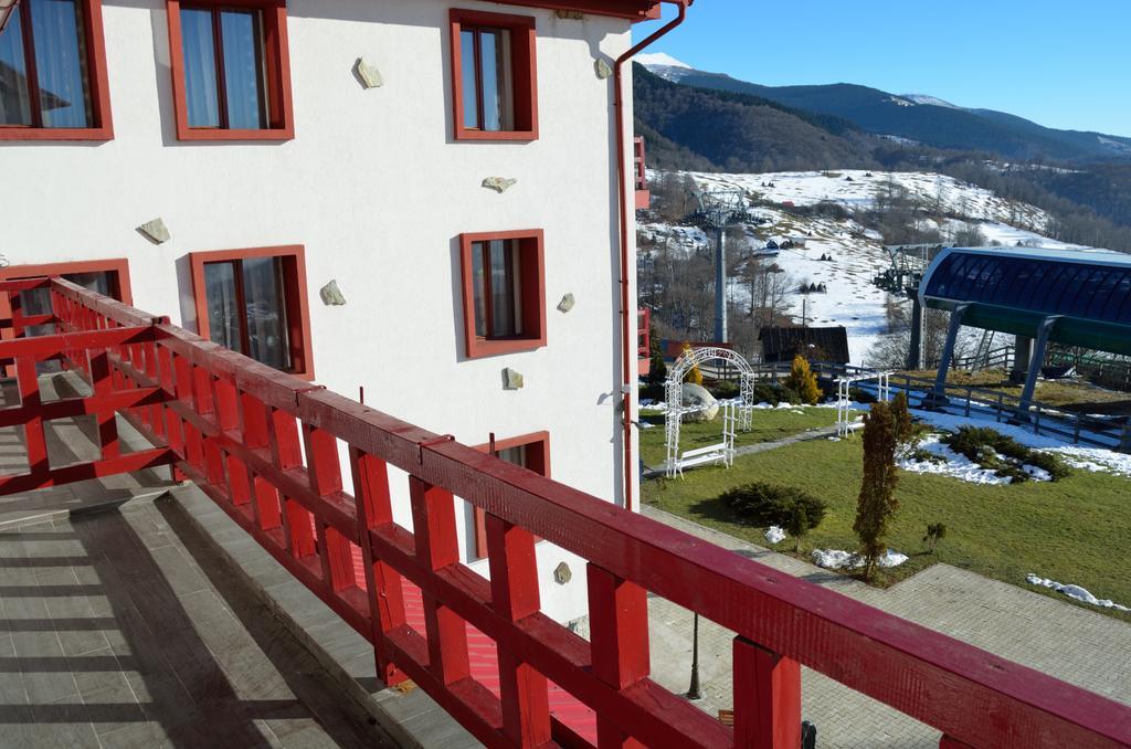 Hotel Rusu Petroszany Zewnętrze zdjęcie