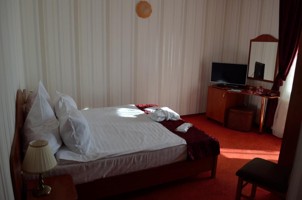 Hotel Rusu Petroszany Zewnętrze zdjęcie