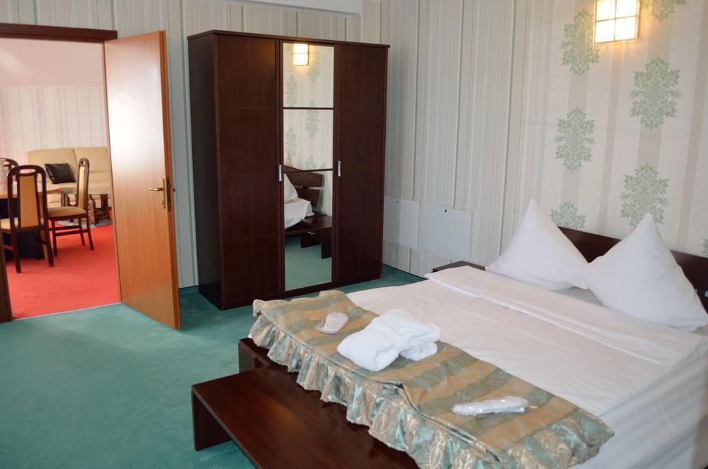 Hotel Rusu Petroszany Zewnętrze zdjęcie