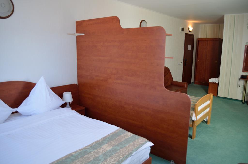 Hotel Rusu Petroszany Zewnętrze zdjęcie
