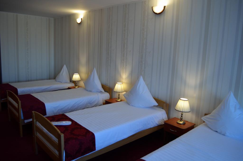 Hotel Rusu Petroszany Zewnętrze zdjęcie