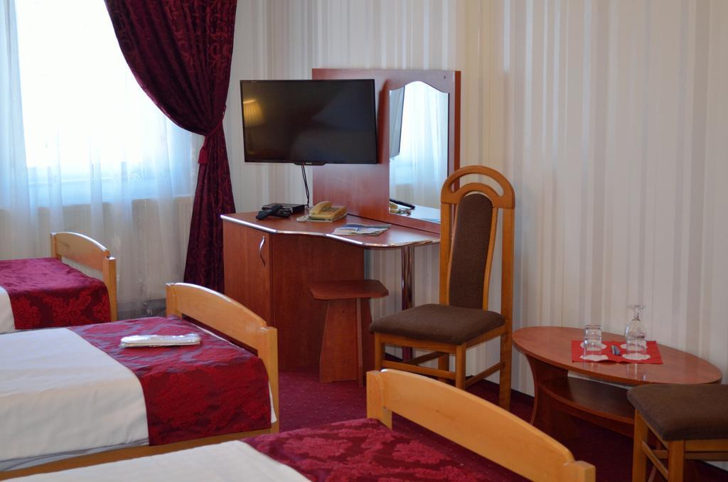 Hotel Rusu Petroszany Zewnętrze zdjęcie