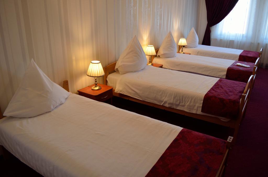 Hotel Rusu Petroszany Zewnętrze zdjęcie